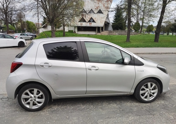 Toyota Yaris cena 46000 przebieg: 54500, rok produkcji 2016 z Ulanów małe 232